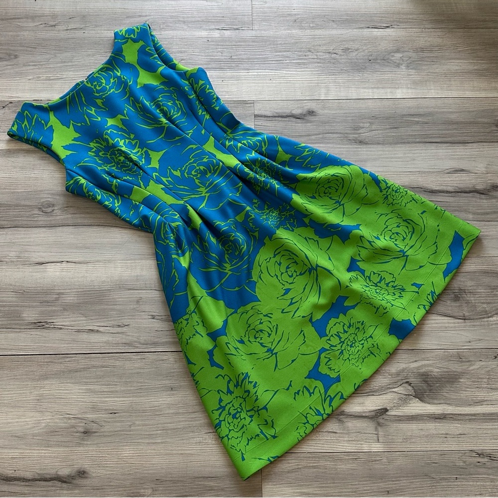 Taylor Fit & Flare Sleeveless Midi Dress Size 6 Women's Bold Blue & Green Floral